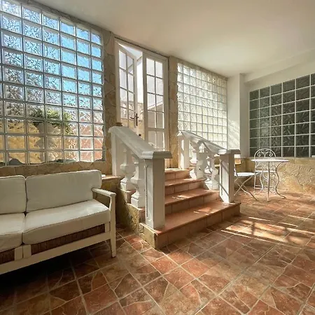 Salentina White House