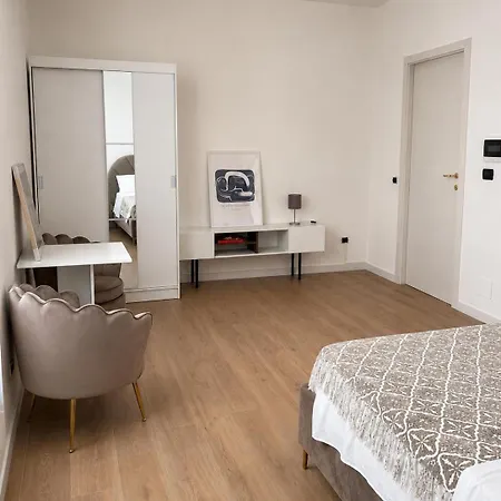 B&B Salentina White House