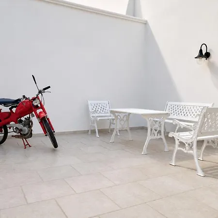 Salentina White House B&B