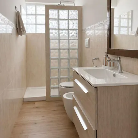 Salentina White House 4*